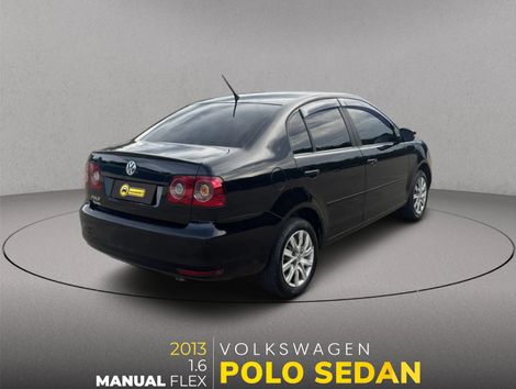 VolksWagen Polo Sedan 1.6 Mi Total Flex 8V 4p