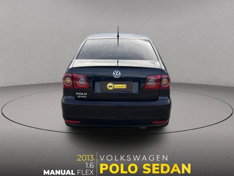 VolksWagen Polo Sedan 1.6 Mi Total Flex 8V 4p