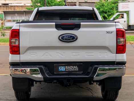 Ford Ranger XLT 3.0 V6 4x4 CD TB  Die. Aut.