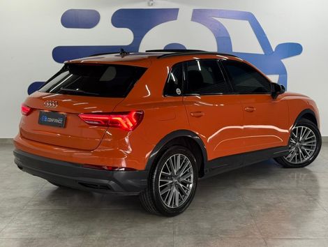 Audi Q3 Black Ed. 1.4 TFSI Flex/Black S-tron.