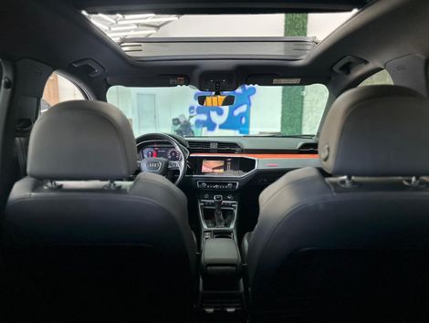 Audi Q3 Black Ed. 1.4 TFSI Flex/Black S-tron.