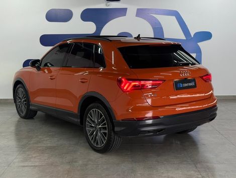 Audi Q3 Black Ed. 1.4 TFSI Flex/Black S-tron.
