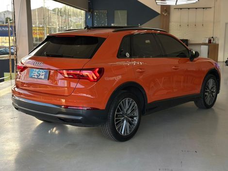 Audi Q3 Black Ed. 1.4 TFSI Flex/Black S-tron.