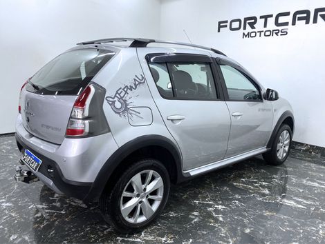 Renault SANDERO STEPWAY Hi-Flex 1.6 16V 5p