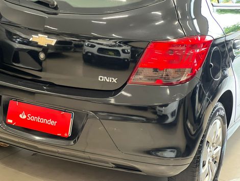 Chevrolet ONIX HATCH Joy 1.0 8V Flex 5p Mec.