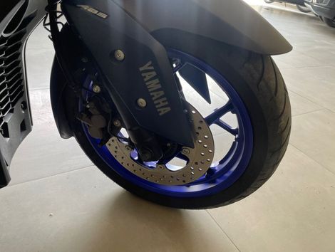 YAMAHA XMAX 250 ABS