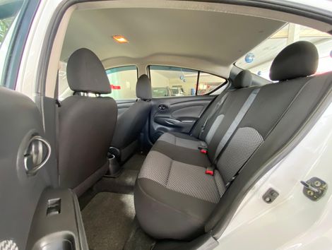 Nissan VERSA 1.0 12V FlexStart 4p Mec.