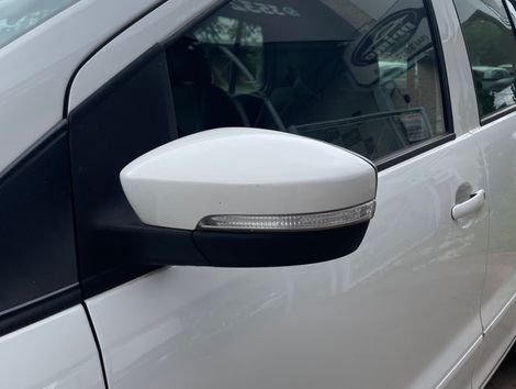 VolksWagen Fox 1.6 Mi Total Flex 8V 5p