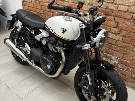 TRIUMPH Speed Twin 1200cc