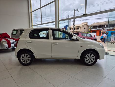Toyota ETIOS 1.3 Flex 16V 5p Mec.