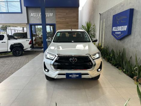 Toyota Hilux CD SRX 4x4 2.8 TDI 16V Diesel Aut.