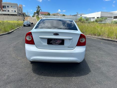 Ford Focus Sedan 2.0 16V/2.0 16V Flex 4p Aut.