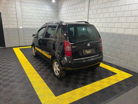 Fiat Idea HLX 1.8 mpi Flex 8V 5p