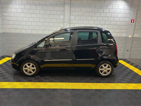 Fiat Idea HLX 1.8 mpi Flex 8V 5p