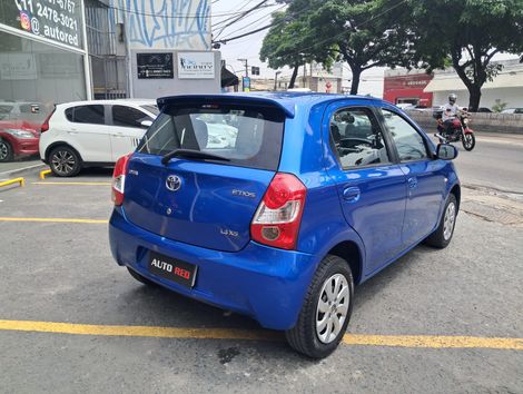 Toyota ETIOS 1.3 Flex 16V 5p Mec.