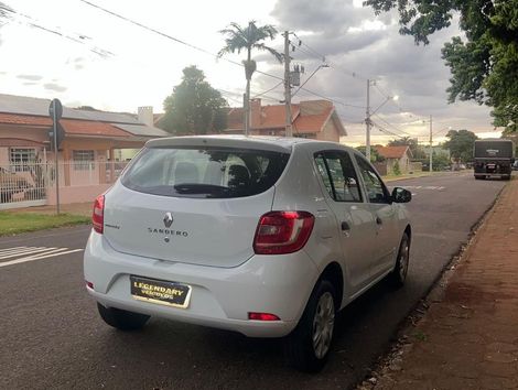 Renault SANDERO Authentique Hi-Power 1.0 16V 5p