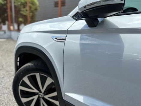 VolksWagen TAOS Comfortline 1.4 250 TSI Flex Aut.