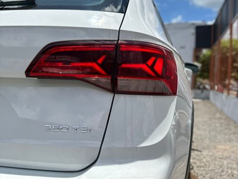 VolksWagen TAOS Comfortline 1.4 250 TSI Flex Aut.