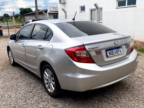 Honda Civic Sedan LXS 1.8/1.8 Flex 16V Aut. 4p