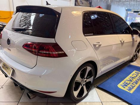 VolksWagen Golf GTi 2.0 TSI 220cv Aut.