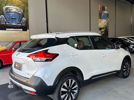 Nissan KICKS SL 1.6 16V FlexStar 5p Aut.