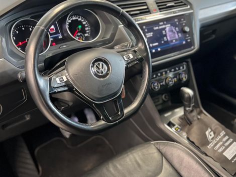 VolksWagen TIGUAN Allspac 250 TSI 1.4 Flex