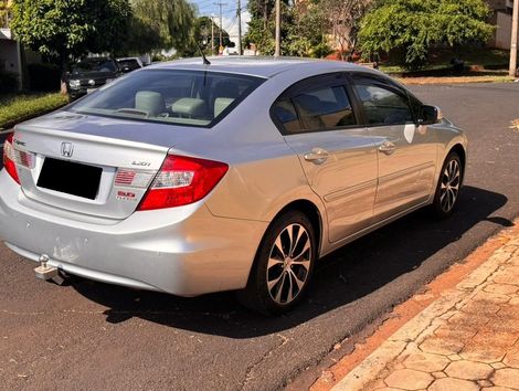 Honda Civic Sedan LXR 2.0 Flexone 16V Aut. 4p