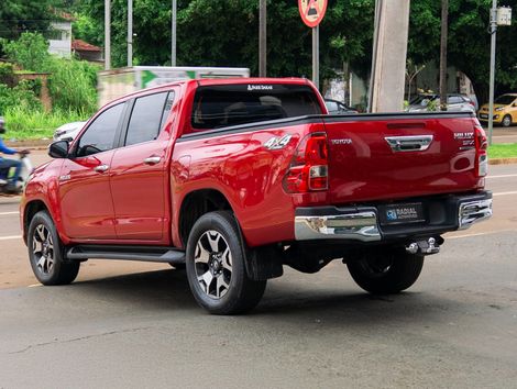 Toyota Hilux CD SRX 4x4 2.8 TDI 16V Diesel Aut.