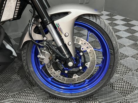 YAMAHA MT-03 321/ABS