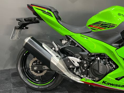 KAWASAKI NINJA 400