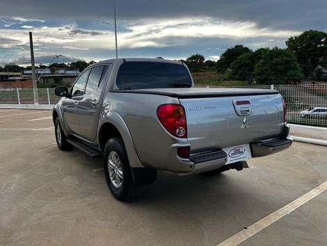 Mitsubishi L200 Triton HPE 3.5 CD V6 24V Flex Aut.