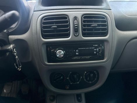 Renault Clio Authentique 1.0 8V 3p