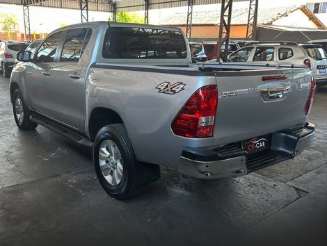 Toyota Hilux CD SR 4x4 2.8 TDI Diesel Aut.