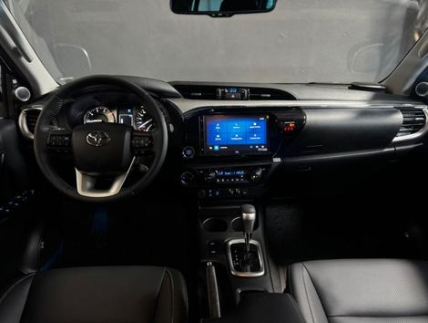 Toyota Hilux CD SRX 4x4 2.8 TDI 16V Diesel Aut.