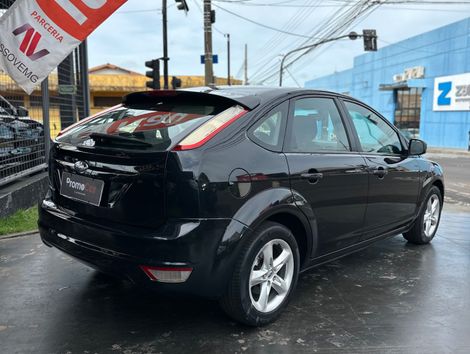 Ford Focus 1.6 S/SE/SE Plus Flex 8V/16V  5p