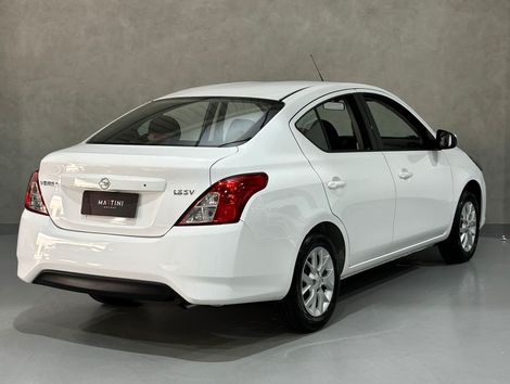 Nissan VERSA SV 1.6 16V FlexStart 4p Aut.