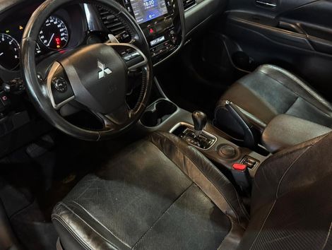 Mitsubishi OUTLANDER 2.0 16V 160cv Aut.