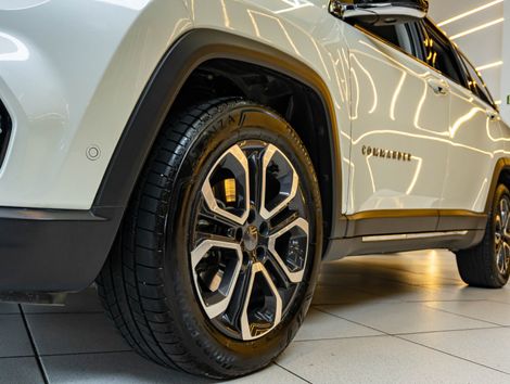 Jeep Commander Limited T270 1.3 TB Flex Aut.