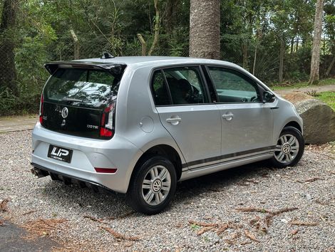 VolksWagen up! move 1.0 TSI Total Flex 12V 5p