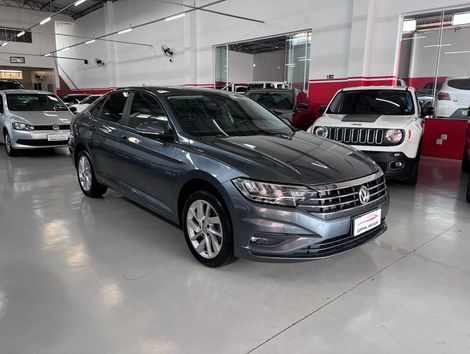 VolksWagen JETTA Comfort. 250 TSI 1.4 Flex 16v Aut.