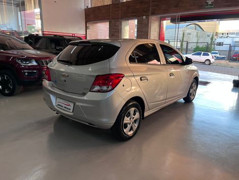 Chevrolet ONIX HATCH Joy 1.0 8V Flex 5p Mec.