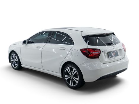 Mercedes-Benz A200