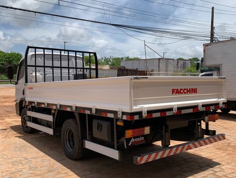 MERCEDES-BENZ Accelo 815 2p (diesel) (E5)