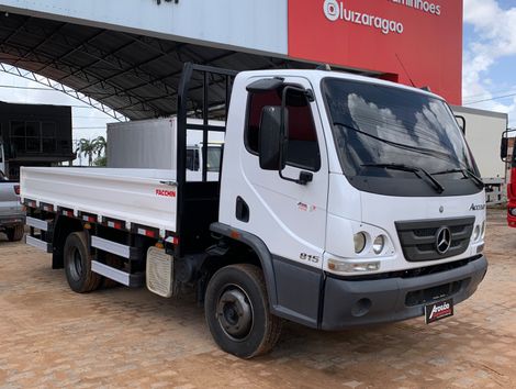 MERCEDES-BENZ Accelo 815 2p (diesel) (E5)