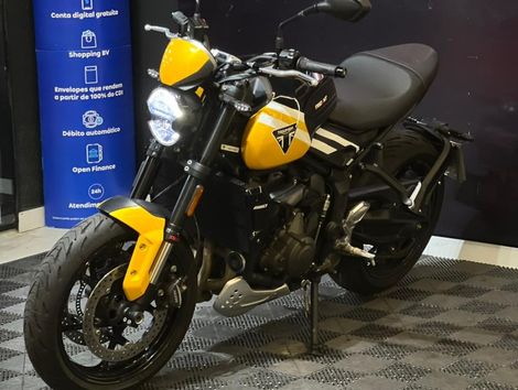 TRIUMPH TRIDENT 660
