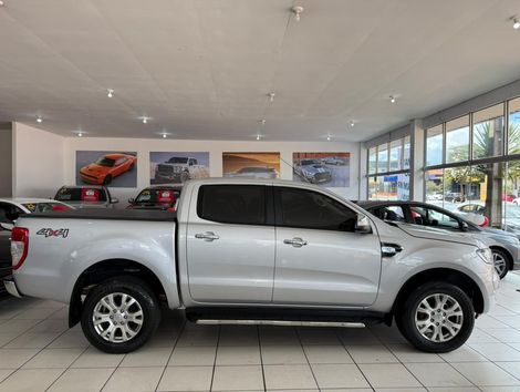 Ford Ranger XLT 3.2 20V 4x4 CD Diesel Aut.