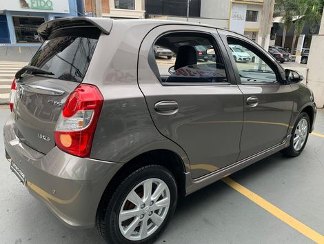 Toyota ETIOS XLS 1.5 Flex 5p Aut.