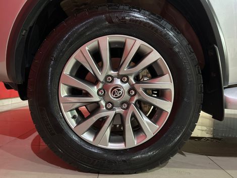 Toyota Hilux SW4 SRX 4x4 2.8 TDI 16V Dies. Aut.