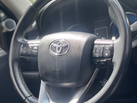 Toyota Hilux SW4 SRX 4x4 2.8 TDI 16V Dies. Aut.