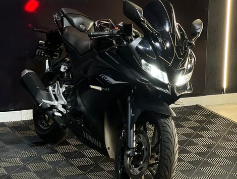 YAMAHA YZF R-15 155 ABS